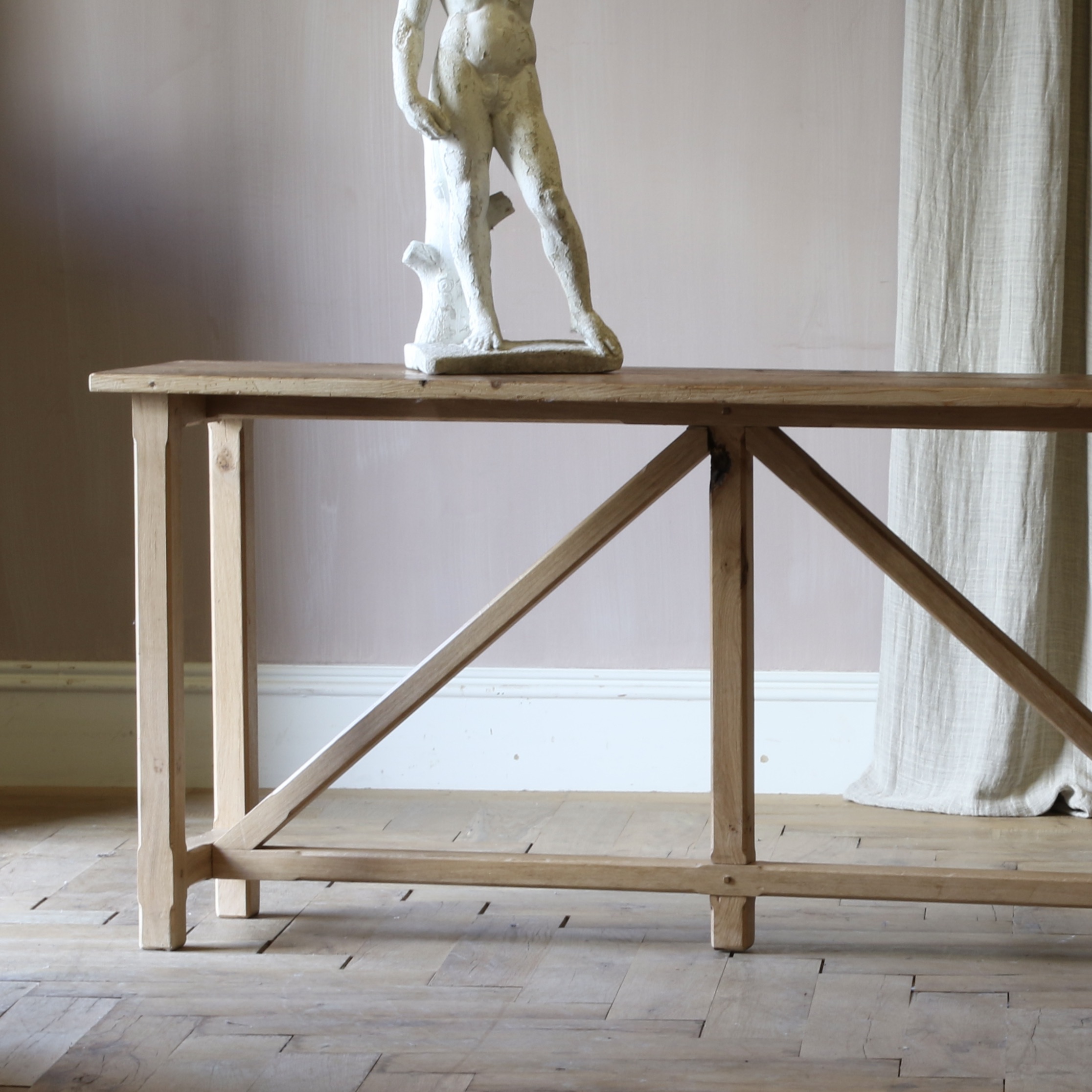 Avignon Side Table // JS Editions
